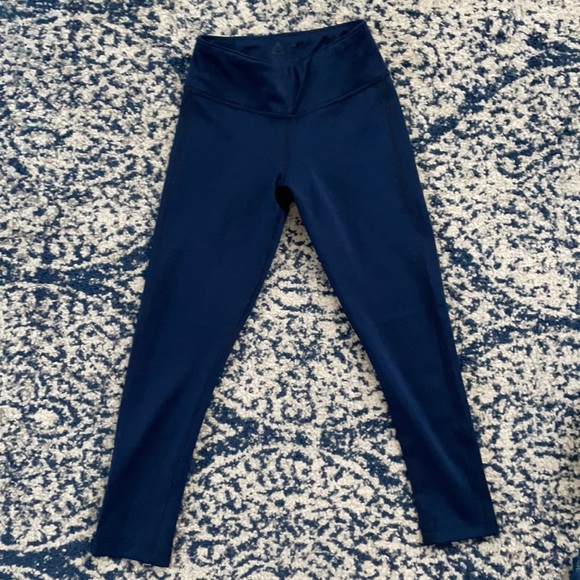 Blue Reebok 3/4 length workout leggings - Picture 3 of 3